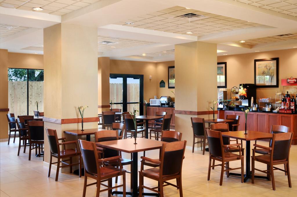 Hotel Wingate By Wyndham New Braunfels Exterior foto